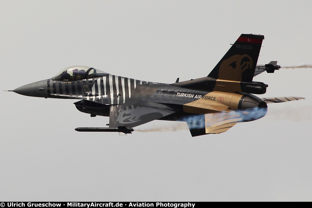 General Dynamics (TUSAS) F-16C Fighting Falcon