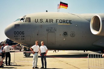 Peter & Ulrich Grueschow (Globemaster Crew)