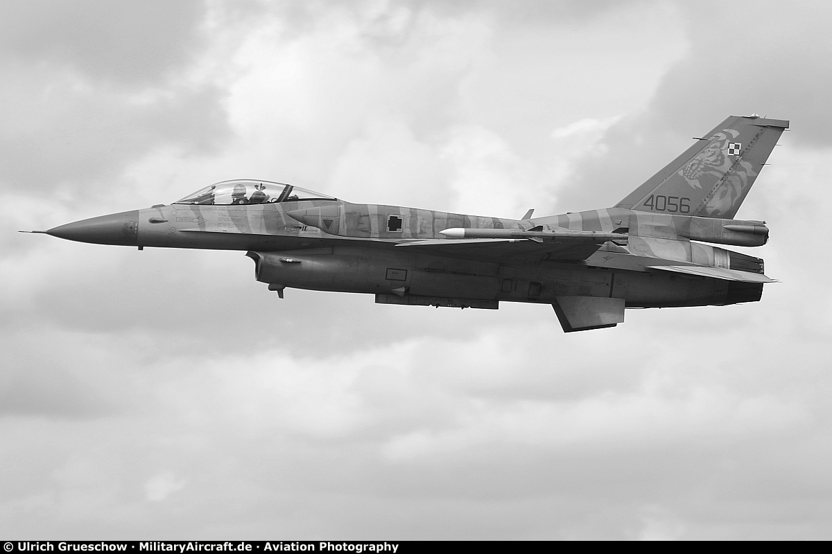 Lockheed Martin F-16CJ Fighting Falcon (4056)