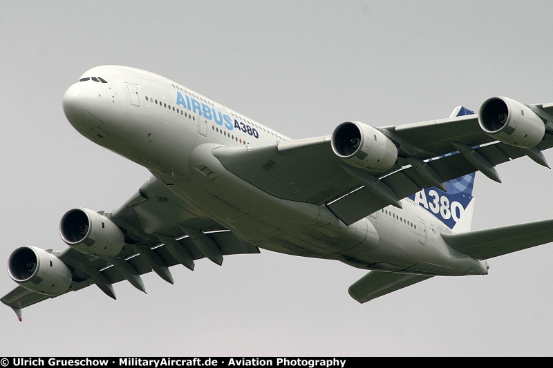 Airbus A380