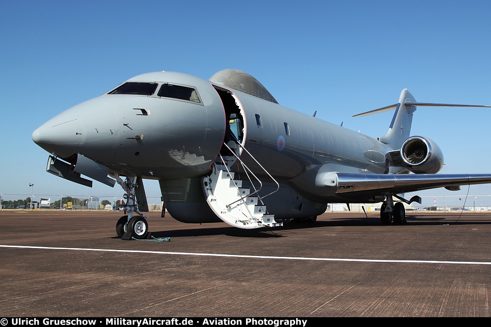 Photos: Bombardier Bd-700 Global Express, Bombardier Sentinel R1 | Militaryaircraft.de ...