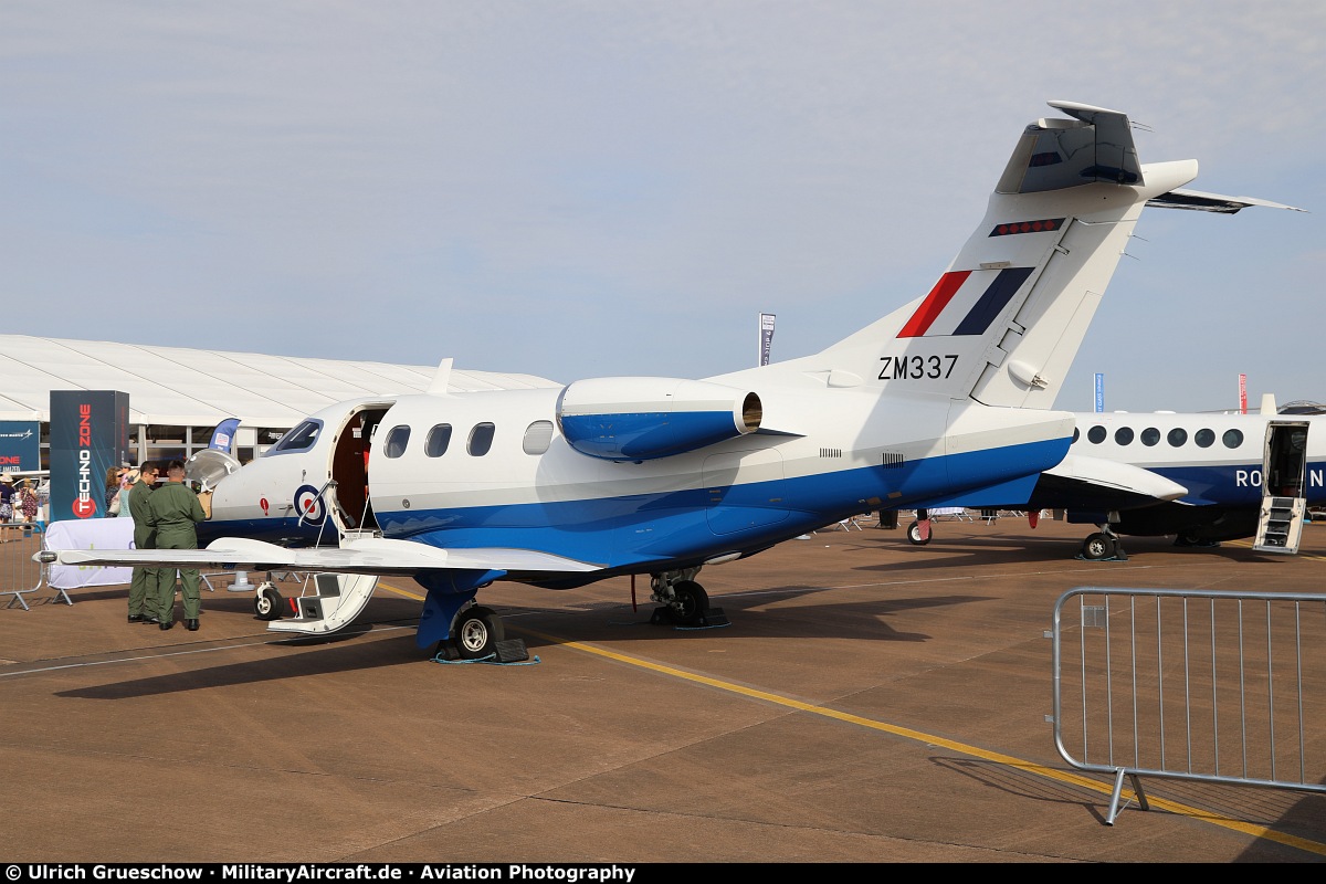 Embraer EMB-500 Phenom 100