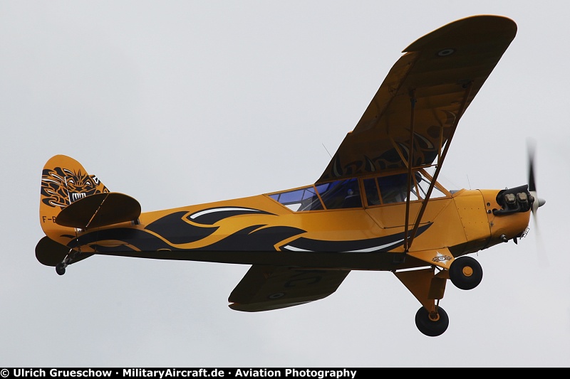 Piper J-3C-65 Cub