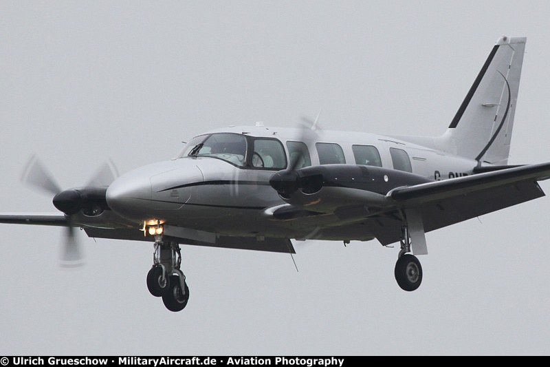 Piper PA-31-350 Navajo Chieftain (G-ONPA)