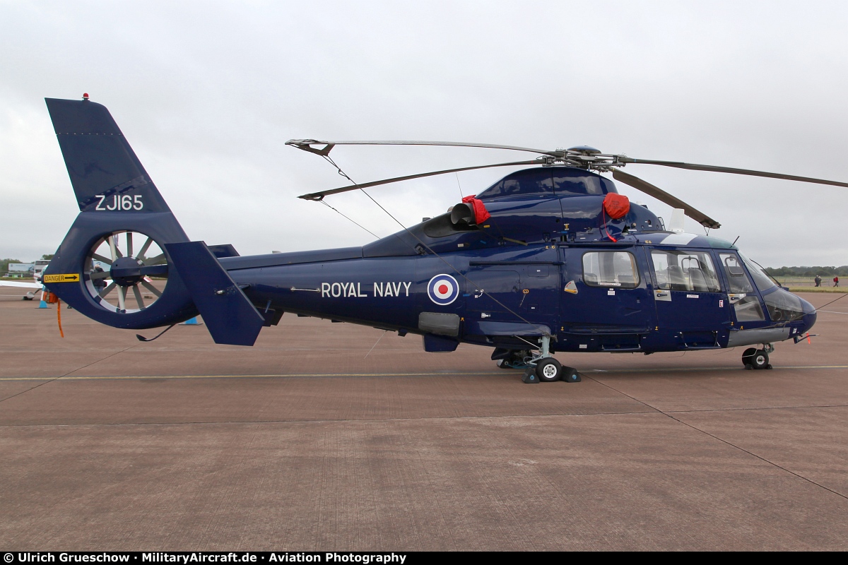 Aerospatiale AS-365N-2 Dauphin 2