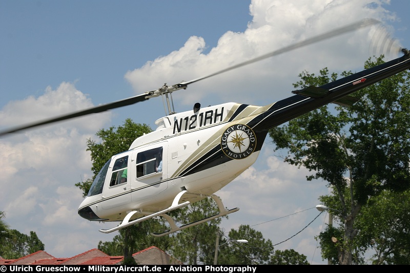 Bell 206B JetRanger (N121RH)