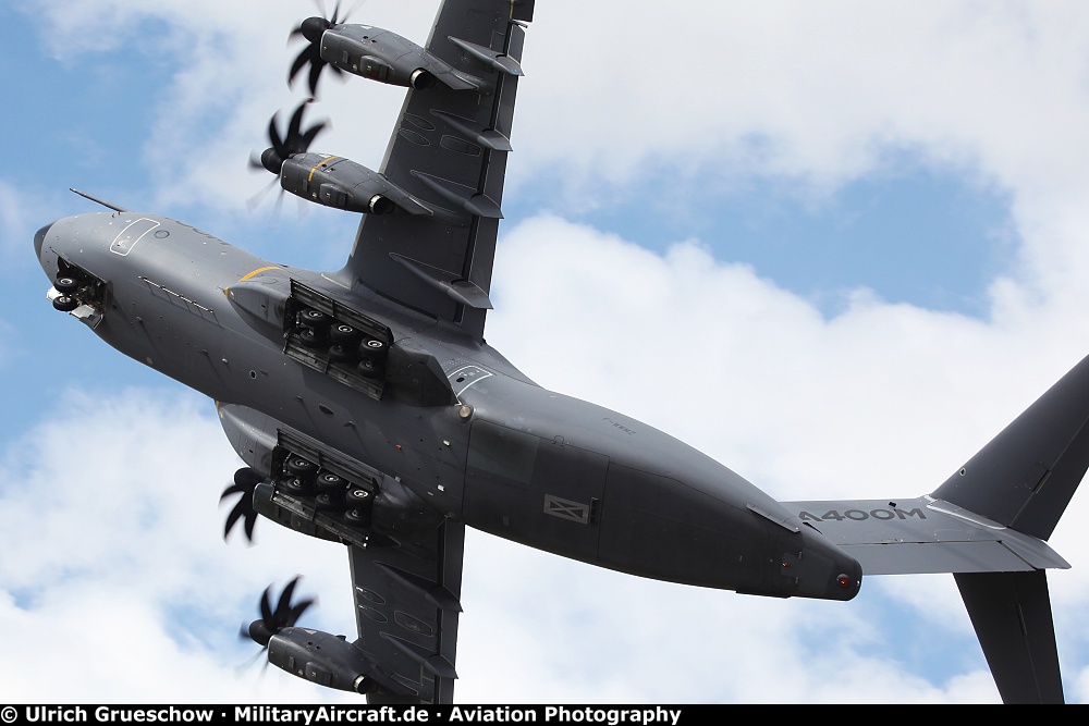 Airbus A400M Atlas (F-WWMZ)