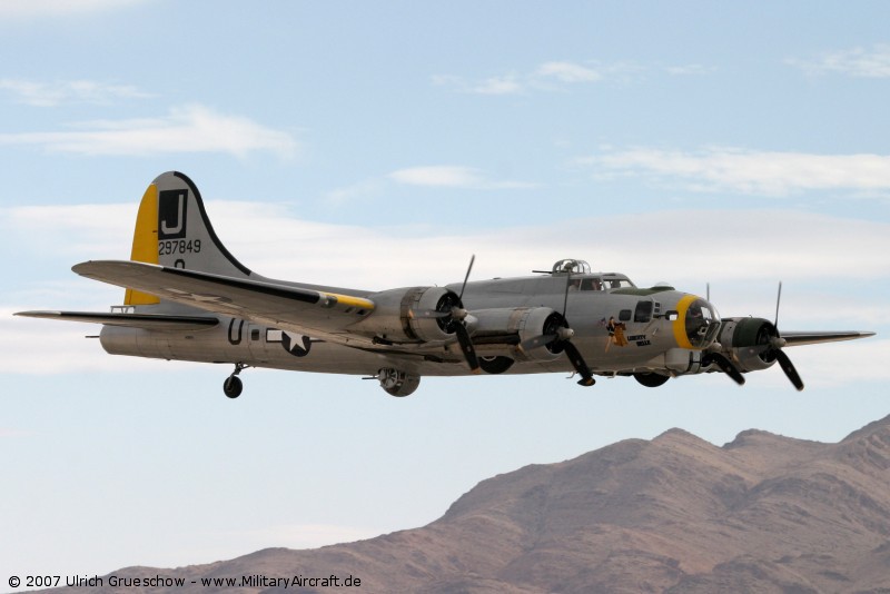 Boeing B-17G Flying Fortress