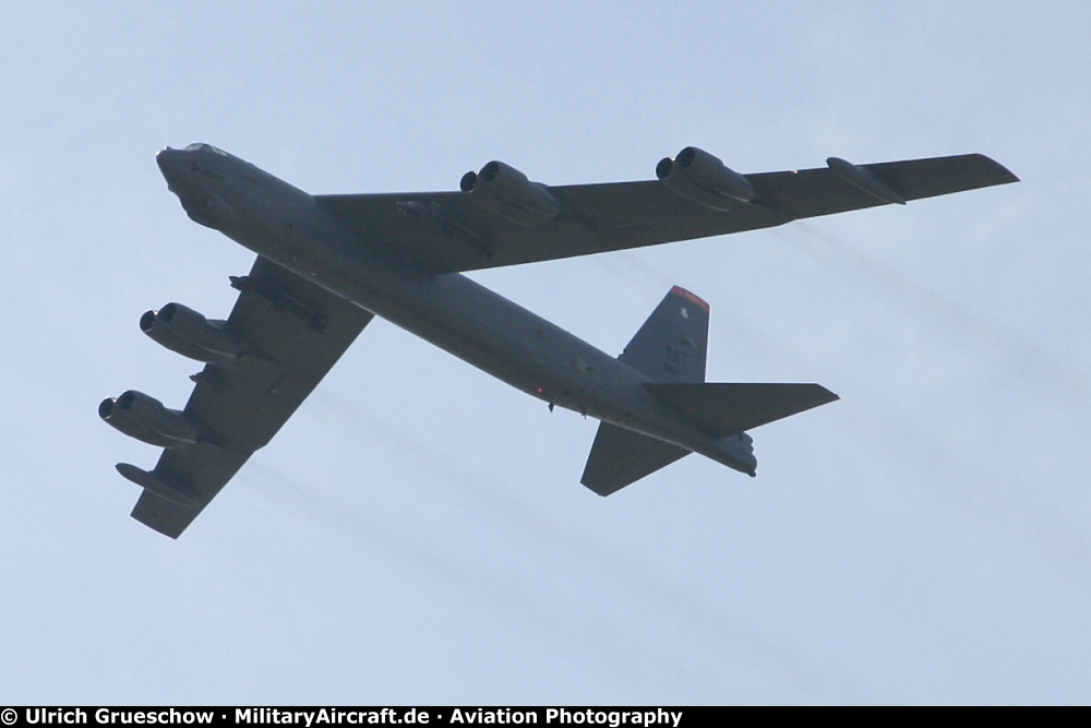 Boeing B-52H Stratofortress