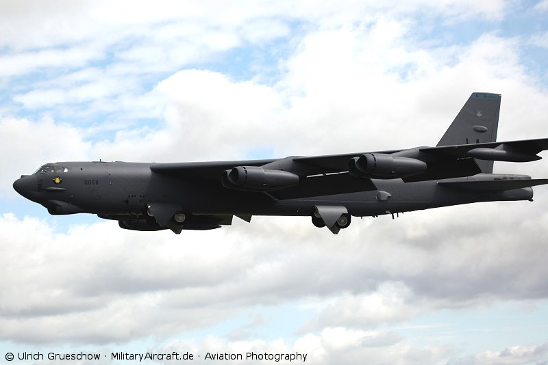 Boeing B-52H Stratofortress