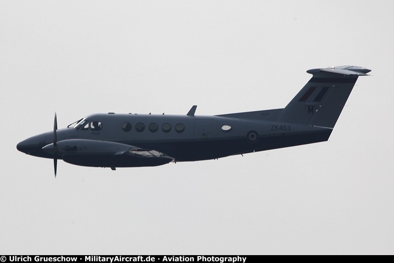 Raytheon B200 King Air