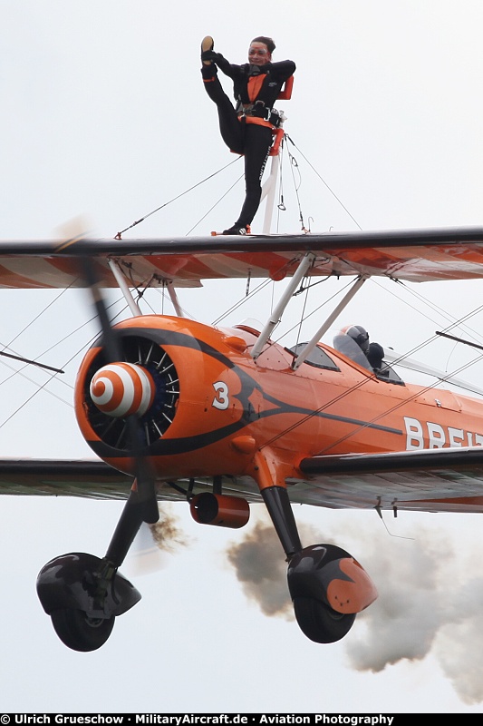 Breitling Wingwalkers