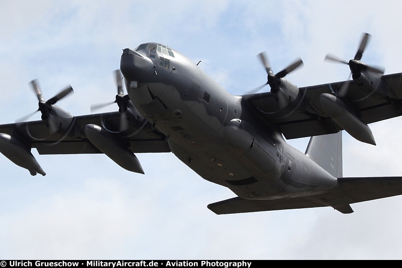 Lockheed MC-130P Hercules "Combat Shadow"