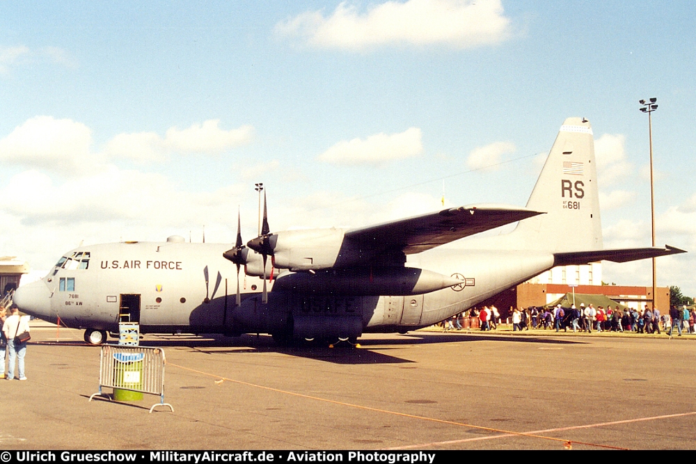 Lockheed C-130E Hercules