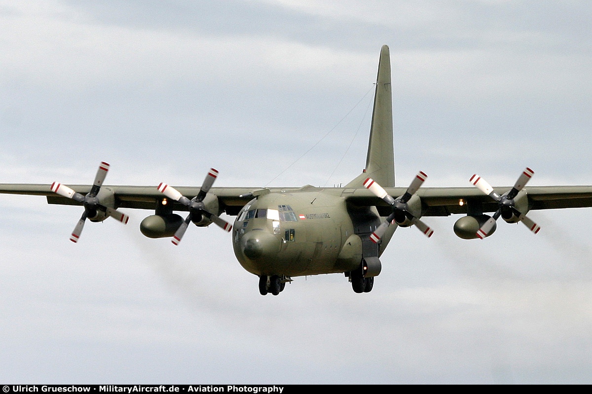 Lockheed C-130K Hercules