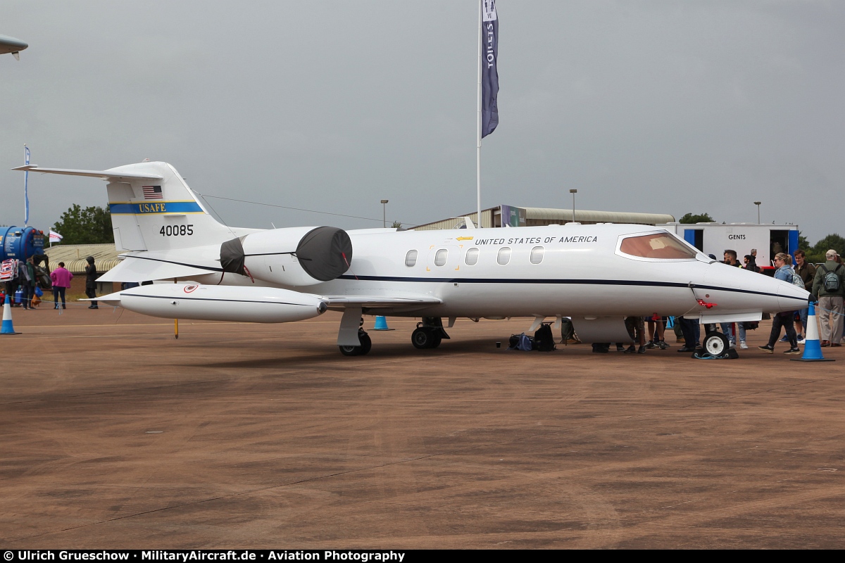 Gates Learjet C-21A