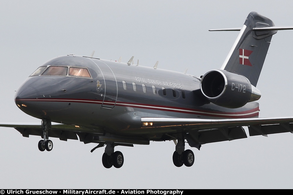 Bombardier Challenger 604