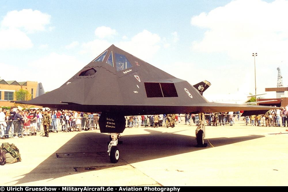 Lockheed F-117A Nighthawk