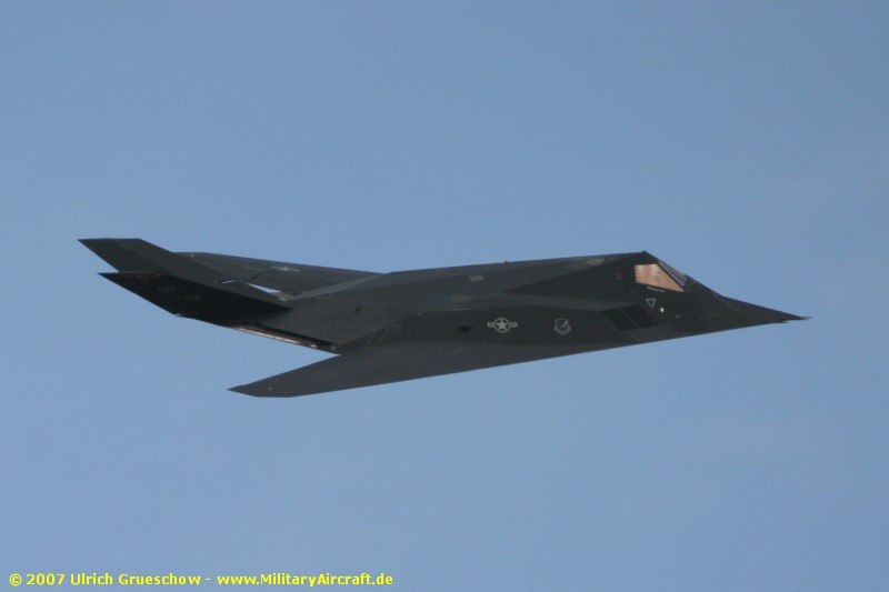 Lockheed F-117A Nighthawk