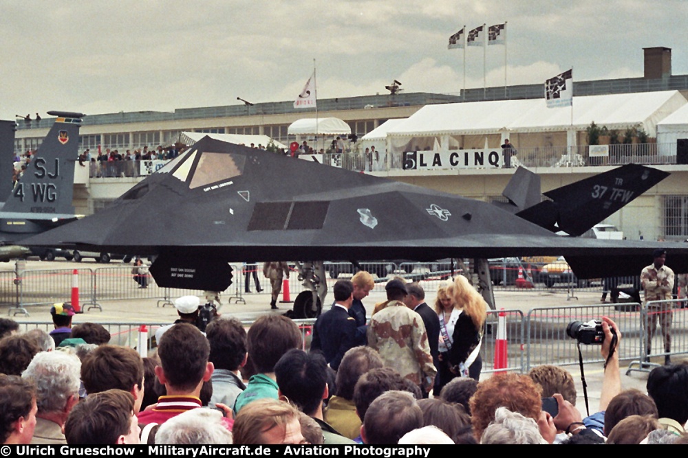 Lockheed F-117A Nighthawk