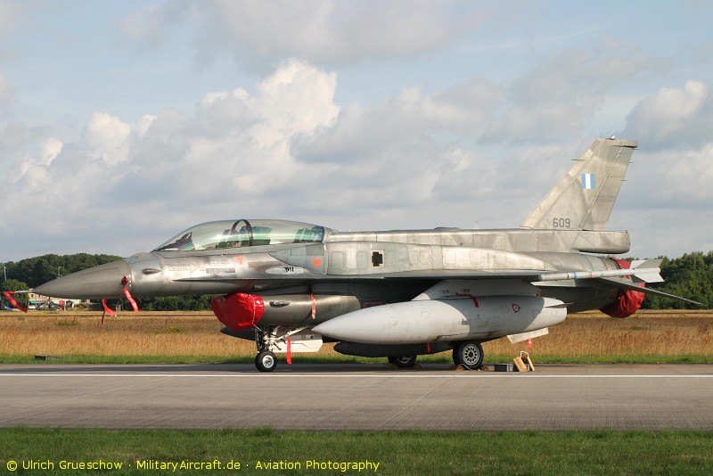 LLockheed Martin F-16DJ Fighting Falcon