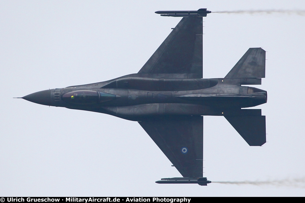 Lockheed Martin F-16CJ Fighting Falcon