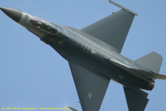 General Dynamics F-16C Fighting Falcon