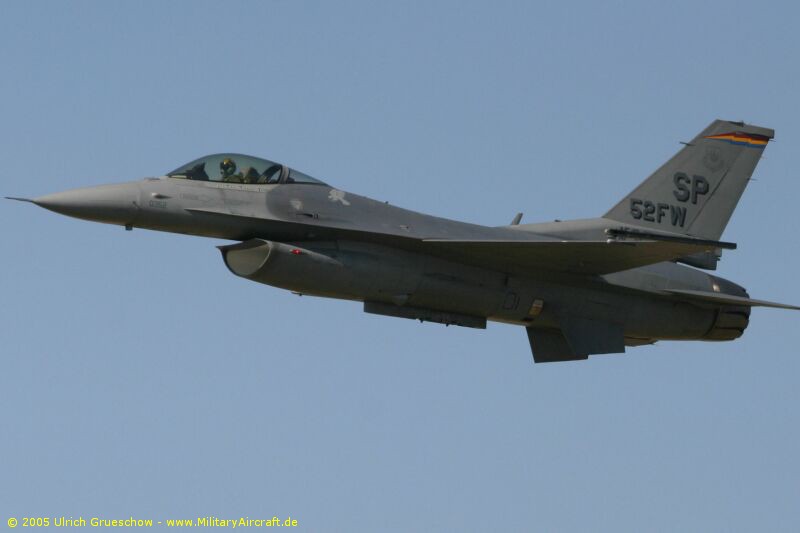 General Dynamics F-16C Fighting Falcon