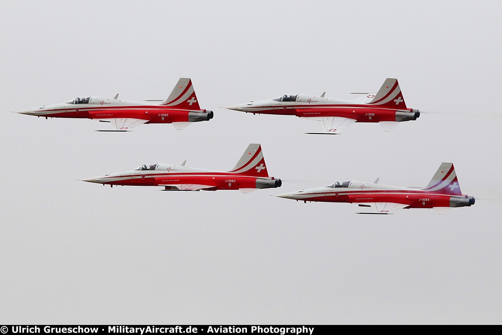 Patrouille Suisse (Swiss Air Force Aerobatic Team)