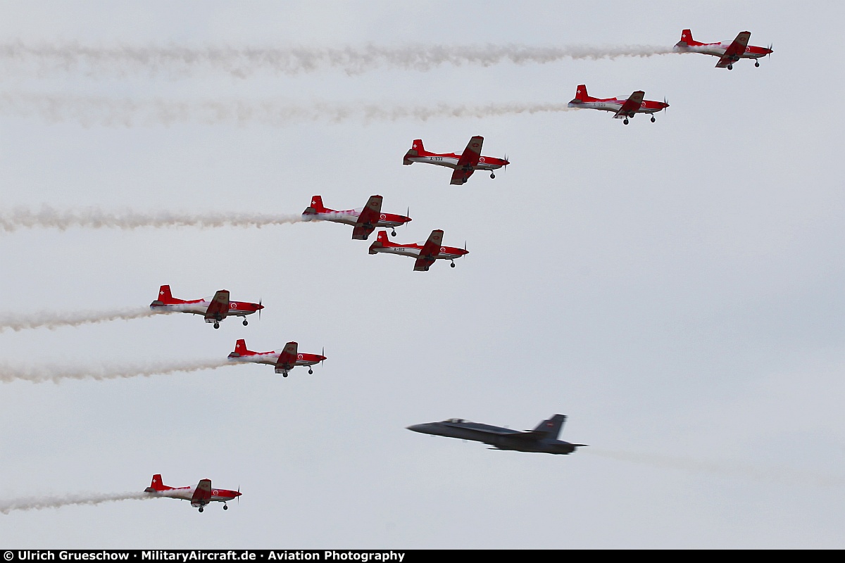 Swiss Air Force PC-7 Team and F/A-18C Hornet