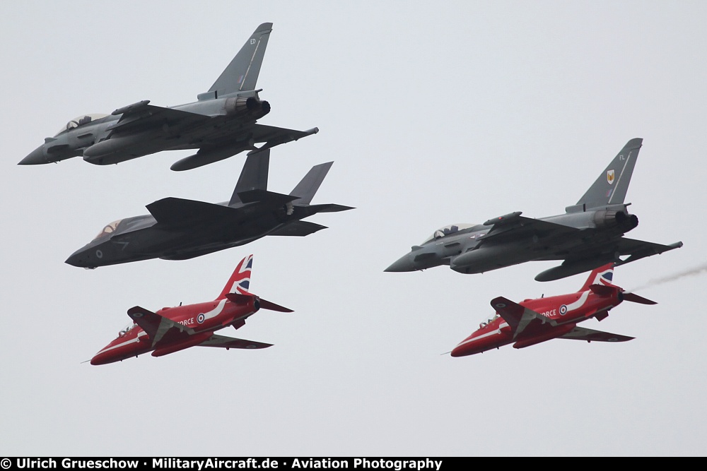 Eurofighter EF-2000 Typhoon, Red Arrows and Lockheed Martin F-35A Lightning II