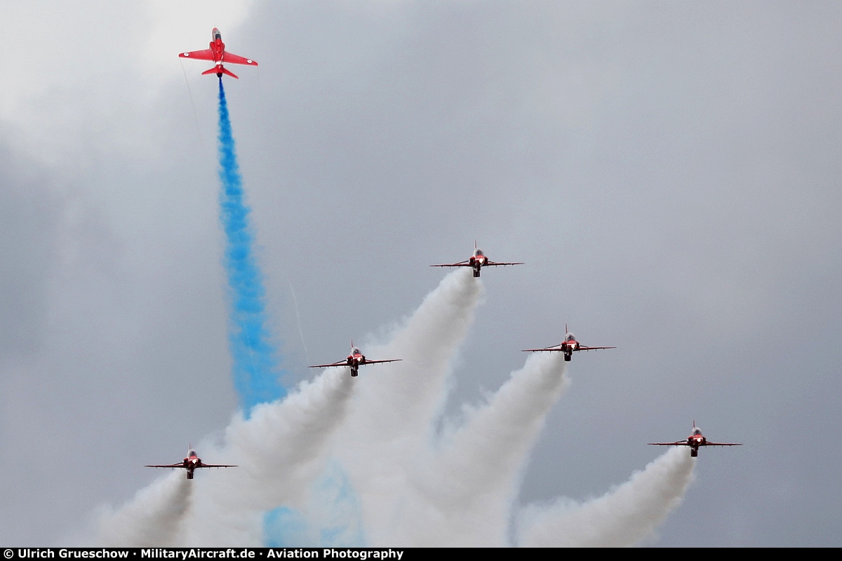 "Red Arrows" (Royal Air Force Aerobatic Team)