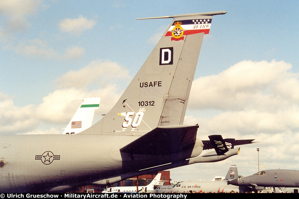 Boeing KC-135R Stratotanker