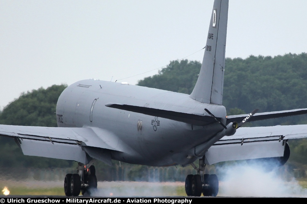 Boeing KC-135R Stratotanker