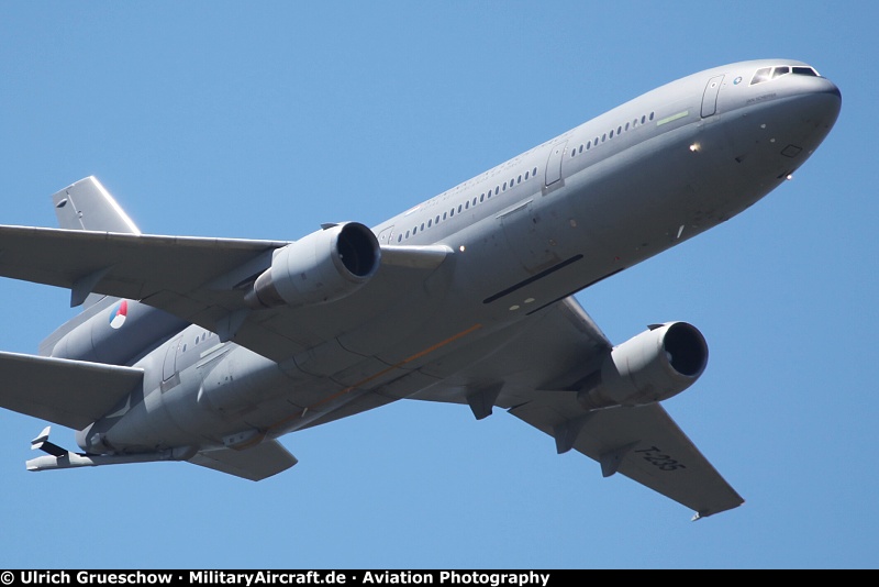 McDonnell Douglas KDC-10-30CF