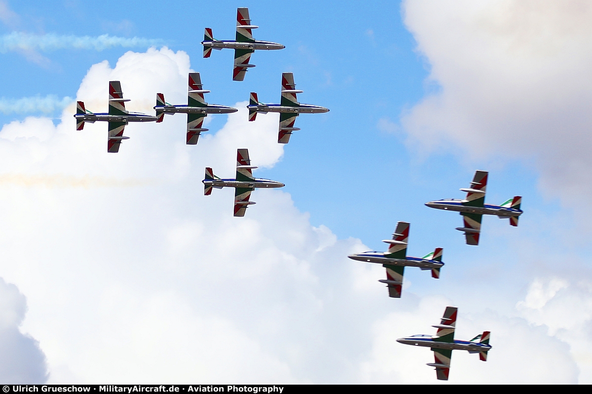 "Frecce Tricolori" (Italian Air Force Aerobatic Team)