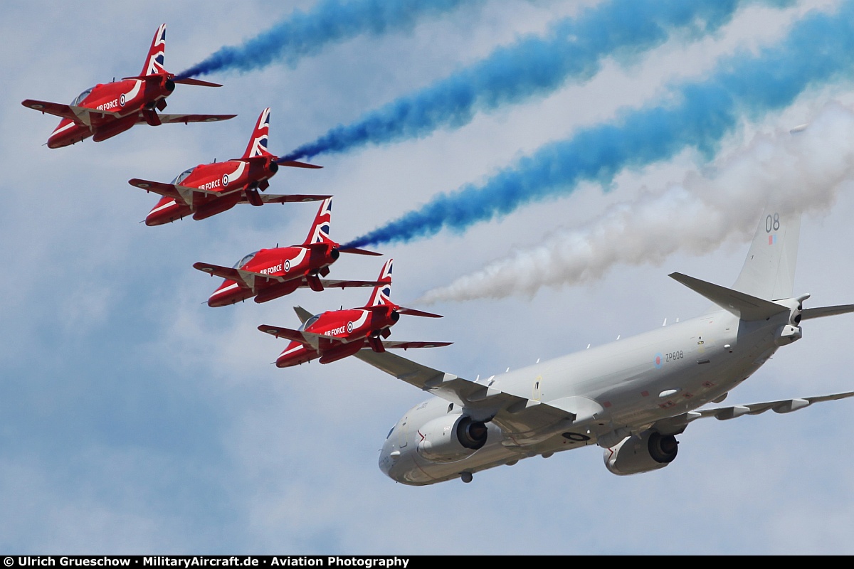 Red Arrows and Boeing P-8A Poseidon