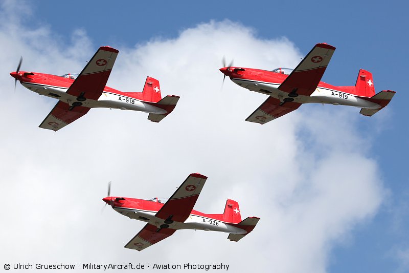 Swiss Air Force PC-7 Team