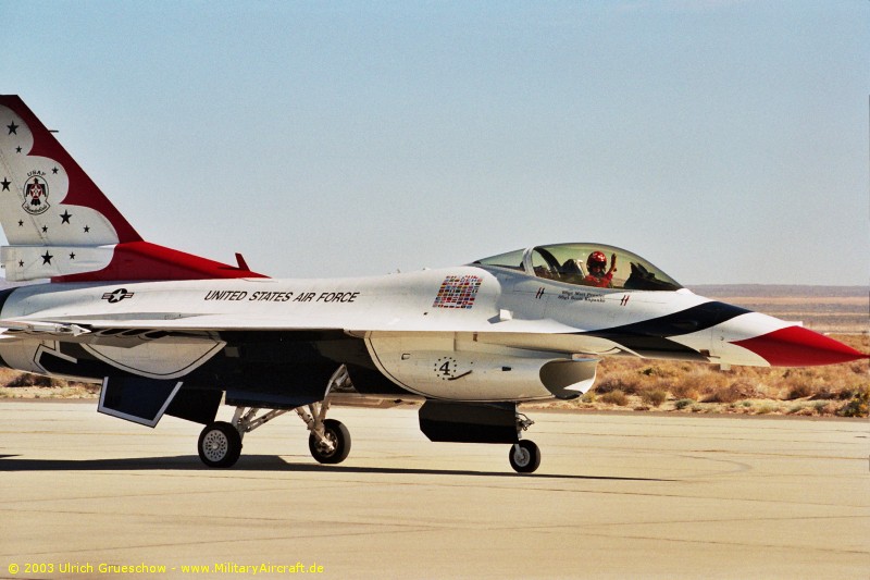 "Thunderbirds" - United States Air Force Air Demonstration Squadron (USAFADS)