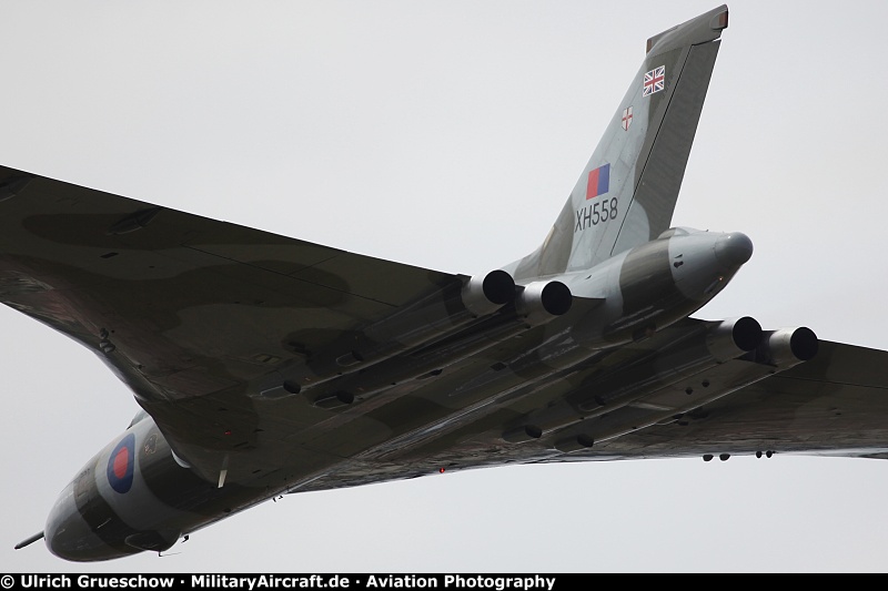 Avro 698 Vulcan (XH558)