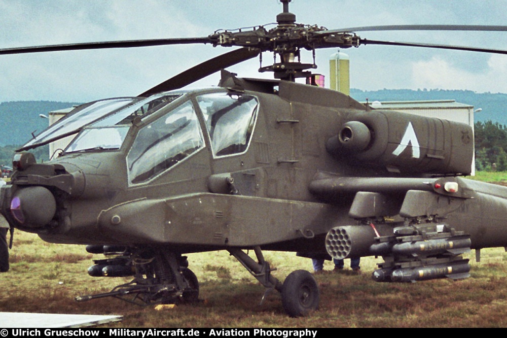 McDonnell Douglas AH-64A Apache