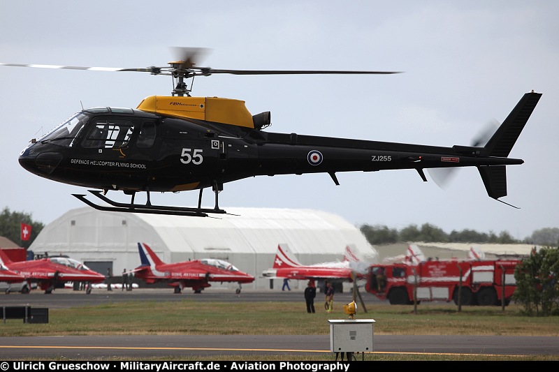 Eurocopter AS-350BB Squirrel HT.1 (ZJ255 / 55)