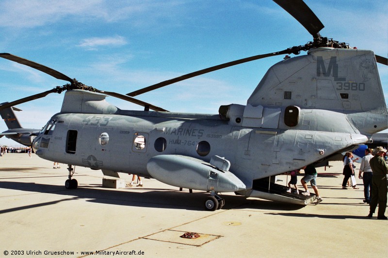 Boeing Vertol CH-46E Sea Knight