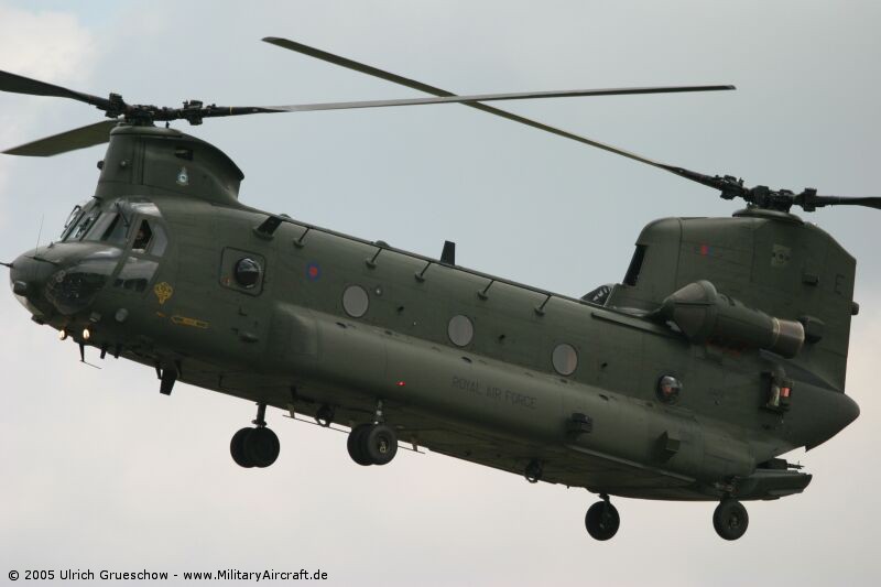 Boeing CH-47D Chinook