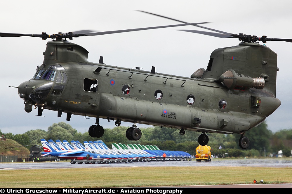 Boeing CH-47D Chinook