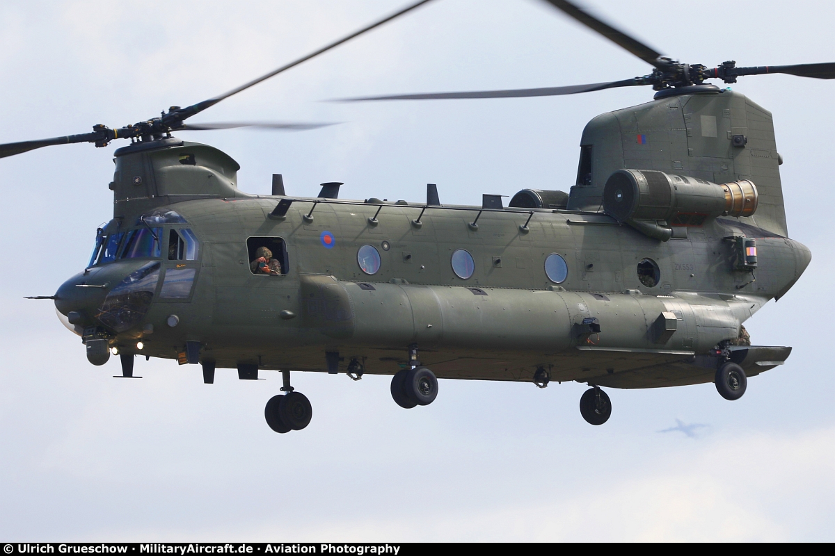 Boeing Chinook HC6