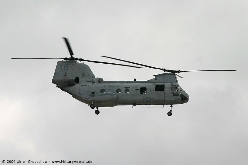 Boeing Vertol CH-46E Sea Knight