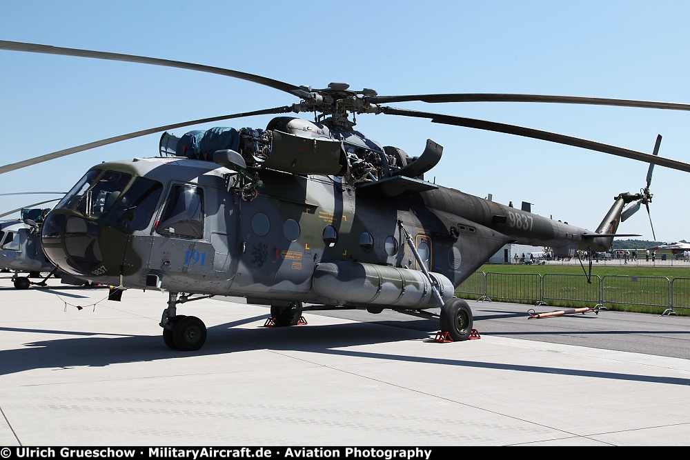 Mil Mi-17-1 Hip (9837)