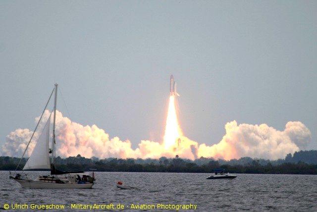NASA STS-125 Atlantis Launch